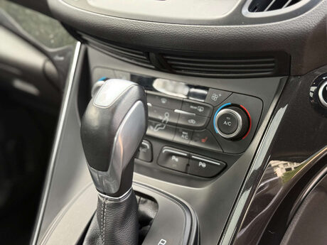Ford Kuga 1.5 Kuga ST-Line 4x4 Auto 4WD 5dr 2