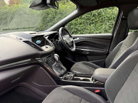 Ford Kuga 1.5 Kuga ST-Line 4x4 Auto 4WD 5dr 44