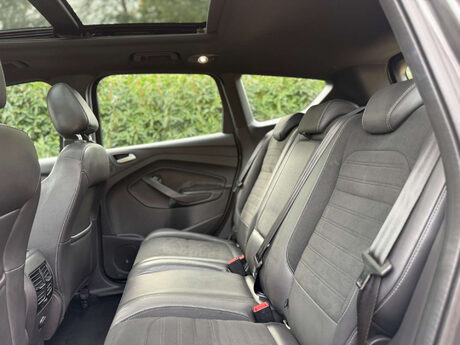 Ford Kuga 1.5 Kuga ST-Line 4x4 Auto 4WD 5dr 29