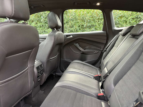 Ford Kuga 1.5 Kuga ST-Line 4x4 Auto 4WD 5dr 31