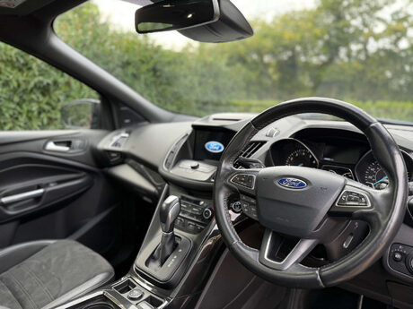 Ford Kuga 1.5 Kuga ST-Line 4x4 Auto 4WD 5dr 8