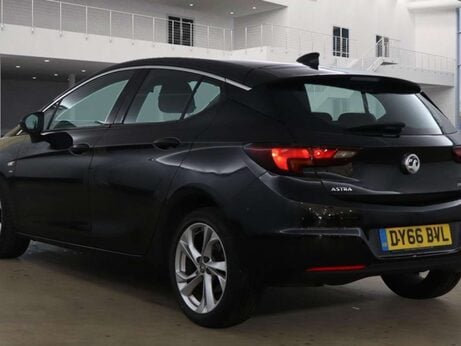 Vauxhall Astra 1.4 Astra SRi Nav T 5dr 2