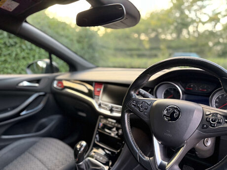 Vauxhall Astra 1.4 Astra SRi Nav T 5dr 18