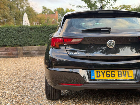 Vauxhall Astra 1.4 Astra SRi Nav T 5dr 10