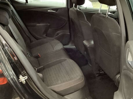 Vauxhall Astra 1.4 Astra SRi Nav T 5dr 7