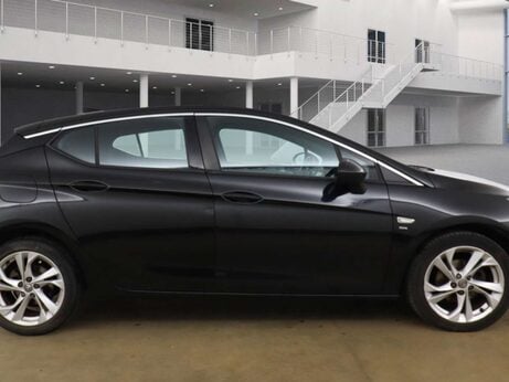 Vauxhall Astra 1.4 Astra SRi Nav T 5dr 4