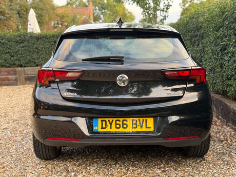 Vauxhall Astra 1.4 Astra SRi Nav T 5dr 9