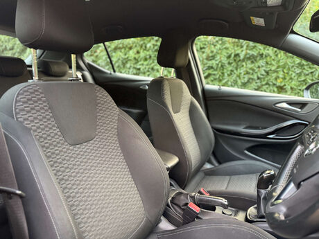 Vauxhall Astra 1.4 Astra SRi Nav T 5dr 21