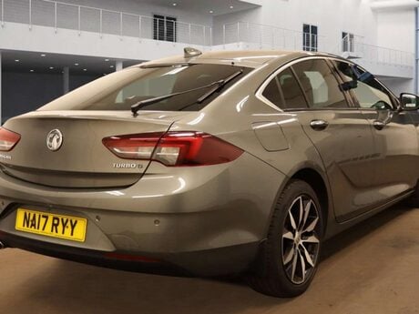 Vauxhall Insignia 2.0 Insignia Elite Nav TD 5dr 4