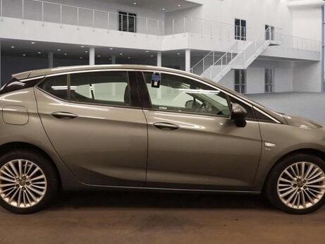 Vauxhall Astra 1.4 Astra Elite T 5dr 4