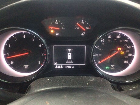 Vauxhall Astra 1.4 Astra Elite T 5dr 9