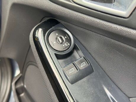 Ford Fiesta 1.0 Fiesta Titanium 5dr 24