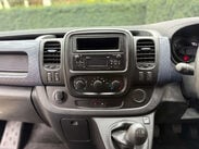 Vauxhall Vivaro 1.6 Vivaro  2700 CDTI 14