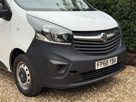 Vauxhall Vivaro 1.6 Vivaro  2700 CDTI 20