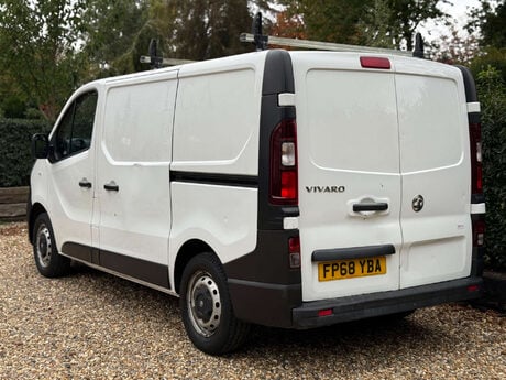 Vauxhall Vivaro 1.6 Vivaro  2700 CDTI 6