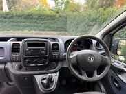 Vauxhall Vivaro 1.6 Vivaro  2700 CDTI 11