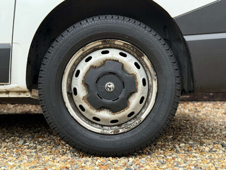 Vauxhall Vivaro 1.6 Vivaro  2700 CDTI 29