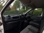 Vauxhall Vivaro 1.6 Vivaro  2700 CDTI 13
