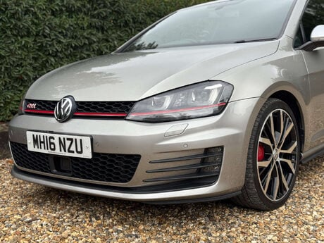 Volkswagen Golf 2.0 Golf GTi Performance Semi-Auto 3dr 11