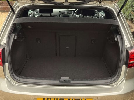 Volkswagen Golf 2.0 Golf GTi Performance Semi-Auto 3dr 35