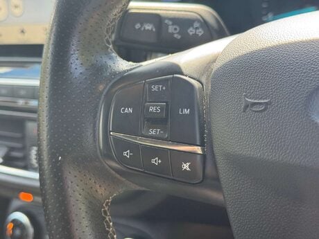 Ford Fiesta 1.0T EcoBoost ST-Line Euro 6 (s/s) 3dr 22