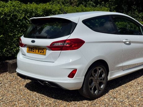 Ford Fiesta 1.0T EcoBoost ST-Line Euro 6 (s/s) 3dr 9