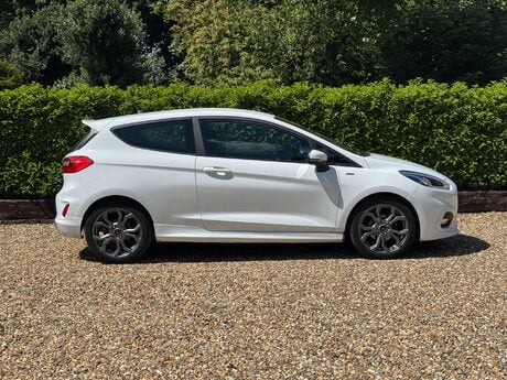 Ford Fiesta 1.0T EcoBoost ST-Line Euro 6 (s/s) 3dr 8