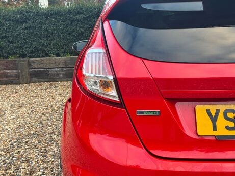 Ford Fiesta 1.0 Fiesta Zetec S Red Edition 3dr 4