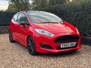 Ford Fiesta 1.0 Fiesta Zetec S Red Edition 3dr 1