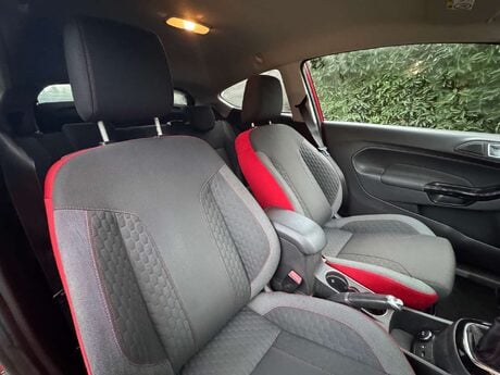 Ford Fiesta 1.0 Fiesta Zetec S Red Edition 3dr 22