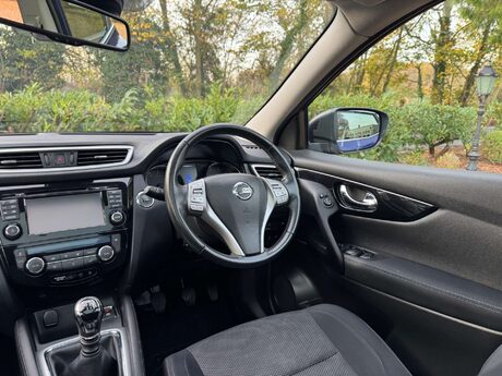 Nissan Qashqai 1.2 Qashqai N-Tec+ DiG-T 5dr 14
