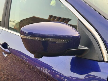 Nissan Qashqai 1.2 Qashqai N-Tec+ DiG-T 5dr 22