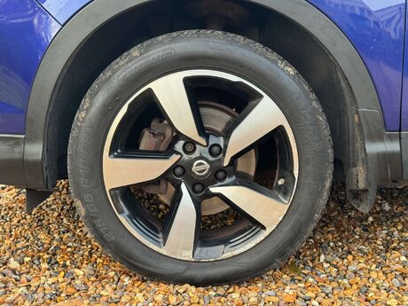 Nissan Qashqai 1.2 Qashqai N-Tec+ DiG-T 5dr 19