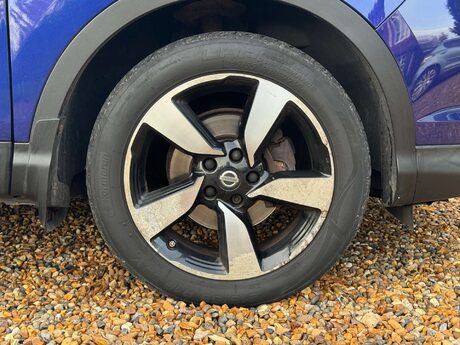Nissan Qashqai 1.2 Qashqai N-Tec+ DiG-T 5dr 29