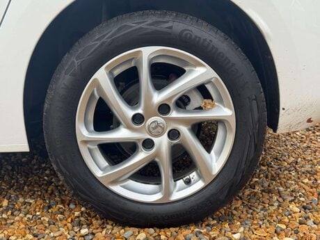 Vauxhall Corsa 1.2 Corsa SRi Nav T 5dr 28