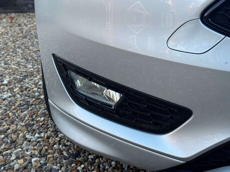 Ford Focus 1.0 Focus ST-Line 5dr 10