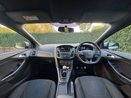 Ford Focus 1.0 Focus ST-Line 5dr 19