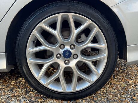 Ford Focus 1.0 Focus ST-Line 5dr 34