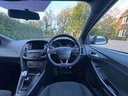 Ford Focus 1.0 Focus ST-Line 5dr 9