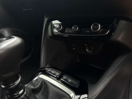 Vauxhall Corsa 1.2 Corsa SRi Premium T 5dr 41