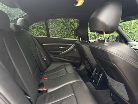 BMW 3 Series 3.0 335d xDrive M Sport Shadow Edition Auto 4WD 4dr 29