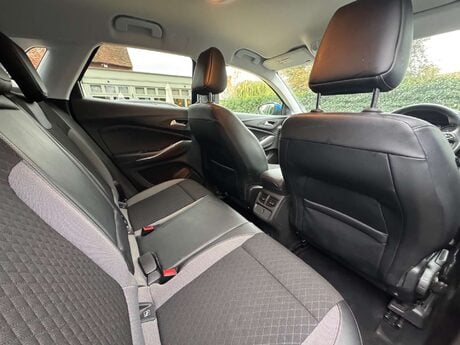 Vauxhall Grandland X 1.2 Grandland X Sport Nav T S/S Auto 5dr 9