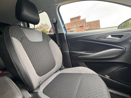 Vauxhall Grandland X 1.2 Grandland X Sport Nav T S/S Auto 5dr 39