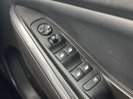 Vauxhall Grandland X 1.2 Grandland X Sport Nav T S/S Auto 5dr 31