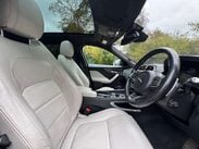 Jaguar F-Pace 3.0 F-Pace V6 First Edition AWD D Auto 4WD 5dr 15