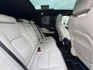 Jaguar F-Pace 3.0 F-Pace V6 First Edition AWD D Auto 4WD 5dr 6