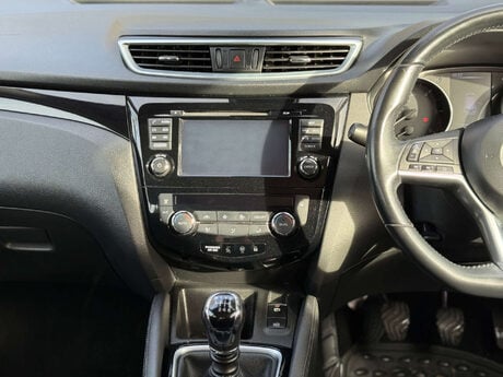 Nissan Qashqai 1.5 Qashqai Acenta Premium dCi 5dr 29