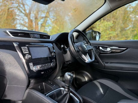 Nissan Qashqai 1.5 Qashqai Acenta Premium dCi 5dr 16
