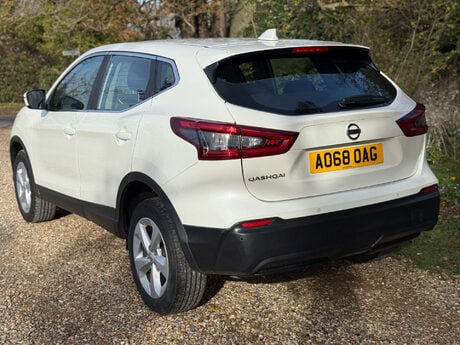 Nissan Qashqai 1.5 Qashqai Acenta Premium dCi 5dr 7