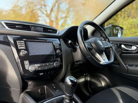 Nissan Qashqai 1.5 Qashqai Acenta Premium dCi 5dr 15